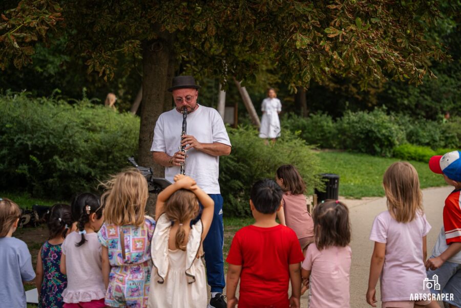 „Bach w piach”: muzyka wychodzi z sal koncertowych